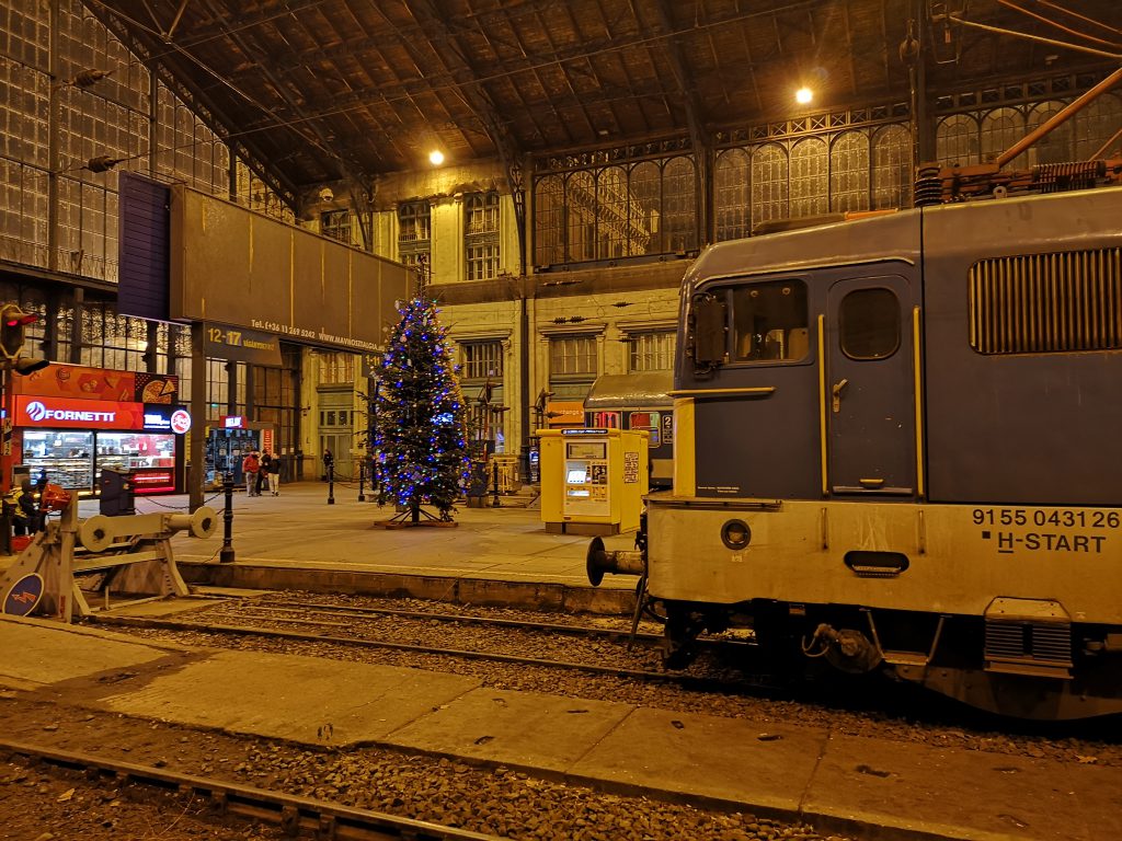 Zug Berlin Teheran. Ankunft in Budapest 