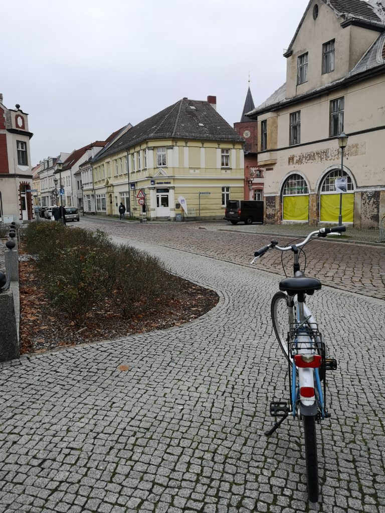 Mit Fahrrad in Eisenhuettenstadt Radtour Fuerstenberg